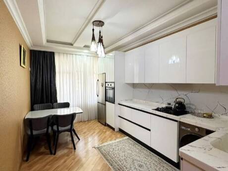 3-room new-build apartment for sale in Yeni Yasamal, 100 m², 250 000 AZN, photo 4 / 10