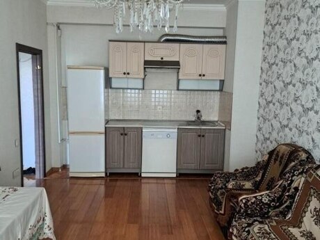 Объявление №6521740 - Сумгаит, Сумгаит, 2-комн., 50 м², 8/12 этаж