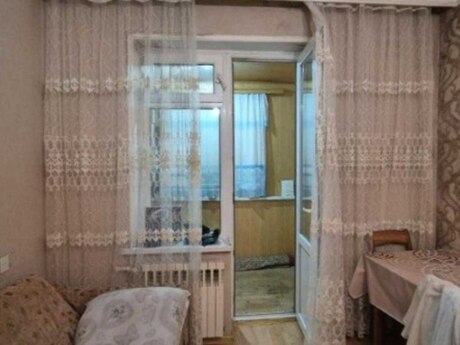 Продаётся 2-комнатная квартира в старом фонде, Xalqlar Dostluğu, 65 м², 130 000 AZN, фото 5 / 8