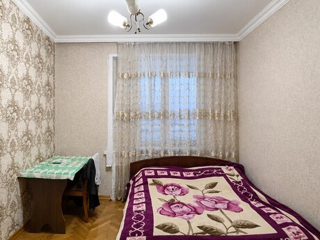 Продаётся 2-комнатная квартира в старом фонде, Xalqlar Dostluğu, 65 м², 130 000 AZN, фото 3 / 8
