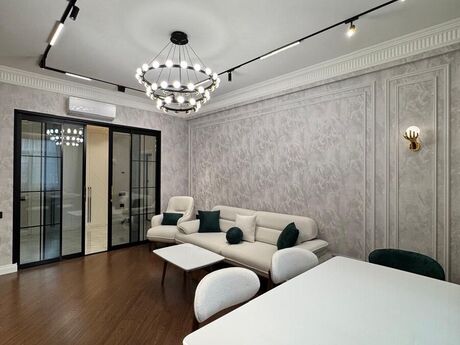 Renessans Palace kompleksində 2 otaqlı yeni tikili mənzil kirayə verilir, 86,1 m², 1 800 AZN/ay, şəkil 2 / 12