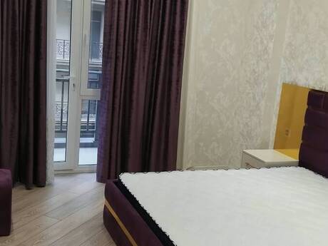 Ağ şəhərdə 3 otaqlı yeni tikili mənzil kirayə verilir, 100 m², 2 200 AZN/ay, şəkil 5 / 8