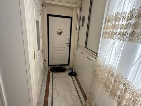 3-room old-build apartment for sale in Nərimanov, 115 m², 385 000 AZN, photo 2 / 12