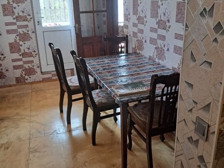 Elan №6521915 - Bakı, Neftçilər m., 3 otaqlı, 57 m², 3/5 mərtəbə