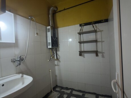 Azadlıq Prospektidə 1 otaqlı köhnə tikili mənzil satılır, 28,6 m², 110 000 AZN, şəkil 4 / 8