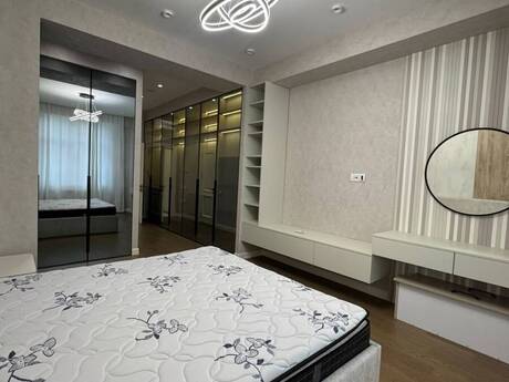 Сдаётся 3-комнатная квартира в новостройке, Elmlər Akademiyası, 170 м², 3 000 AZN/мес, фото 4 / 12