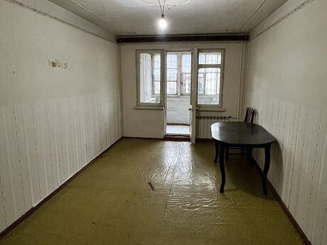 Elan №6522054 - Bakı, Xalqlar Dostluğu m., 2 otaqlı, 50 m², 2/5 mərtəbə