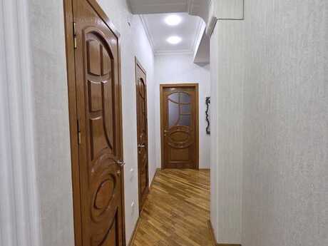 8-ci kilometrdə 3 otaqlı yeni tikili mənzil satılır, 114 m², 288 000 AZN, şəkil 5 / 12