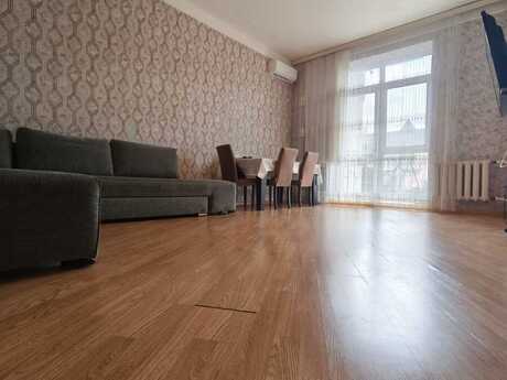 Yasamalda 3 otaqlı köhnə tikili mənzil satılır, 80 m², 255 000 AZN, şəkil 3 / 12