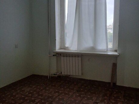 4-room old-build apartment for rent in Xalqlar Dostluğu, 100 m², 550 AZN/mo, photo 3 / 10