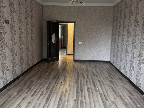 2-room old-build apartment for rent in Bakıxanov, 74 m², 600 AZN/mo, photo 5 / 12