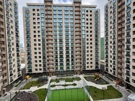 28 Mayda 3 otaqlı yeni tikili mənzil satılır, 122 m², 425 000 AZN, şəkil 2 / 5