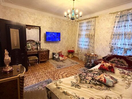 Объявление №6522308 - Баку, м. 28 мая, 2-комн., 60 м², 3/4 этаж