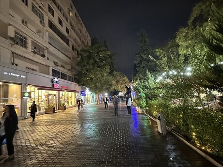 Qara Qarayevdə 2 otaqlı köhnə tikili mənzil satılır, 65 m², 193 000 AZN, şəkil 2 / 12