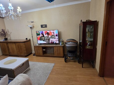 Yasamalda 3 otaqlı köhnə tikili mənzil kirayə verilir, 60 m², 650 AZN/ay, şəkil 2 / 10
