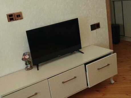 2-room new-build apartment for sale in Elmlər Akademiyası, 70 m², 205 000 AZN, photo 2 / 12