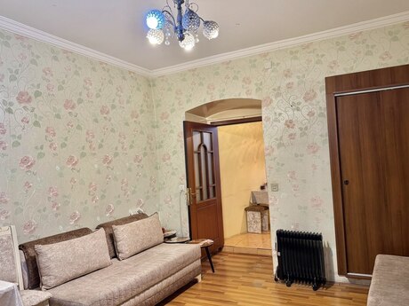 28 Mayda 2 otaqlı həyət evi satılır, 42 m², 170 000 AZN, şəkil 4 / 5