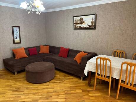 28 Mayda 3 otaqlı yeni tikili mənzil kirayə verilir, 90 m², 1 100 AZN/ay, şəkil 2 / 12
