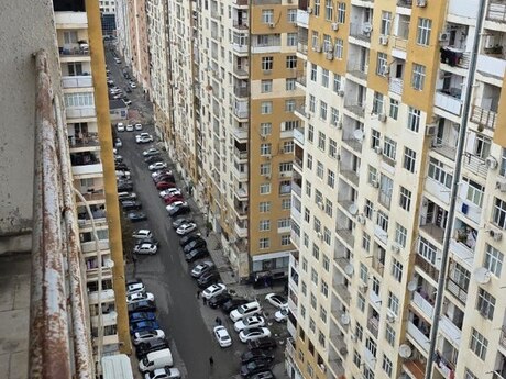 Продаётся 3-комнатная квартира в новостройке, Həzi Aslanov, 69 м², 139 500 AZN, фото 2 / 12