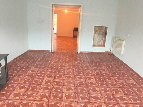 3 otaq · 70 m² · 2/2 mərtəbə, Nəsimi