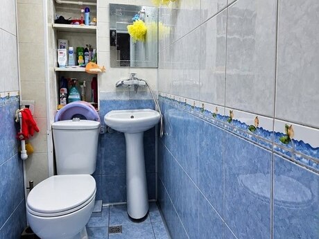 Продаётся 2-комнатная квартира в старом фонде, Nəriman Nərimanov, 45 м², 134 000 AZN, фото 4 / 5