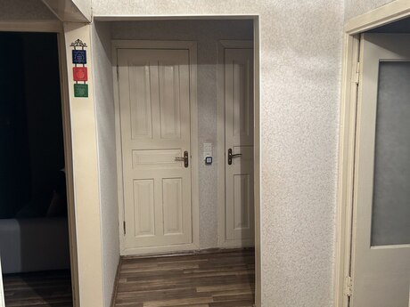 Əhmədlidə 4 otaqlı köhnə tikili mənzil satılır, 85 m², 250 000 AZN, şəkil 5 / 12