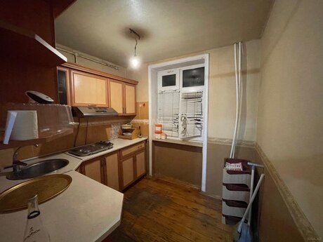 Продаётся 3-комнатная квартира в старом фонде, Neftçilər, 61 м², 210 000 AZN, фото 5 / 8