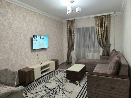 İnşaatçılarda 2 otaqlı köhnə tikili mənzil satılır, 45 m², 135 000 AZN, şəkil 2 / 12