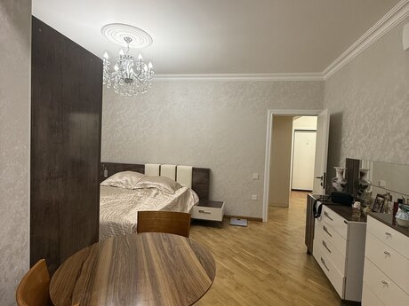 Nəsimidə 3 otaqlı köhnə tikili mənzil satılır, 63 m², 255 000 AZN, şəkil 3 / 12