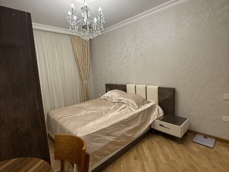 Nəsimidə 3 otaqlı köhnə tikili mənzil satılır, 63 m², 255 000 AZN, şəkil 2 / 12