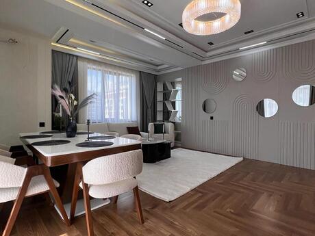 28 Mayda 3 otaqlı yeni tikili mənzil satılır, 115 m², 535 000 AZN, şəkil 3 / 12