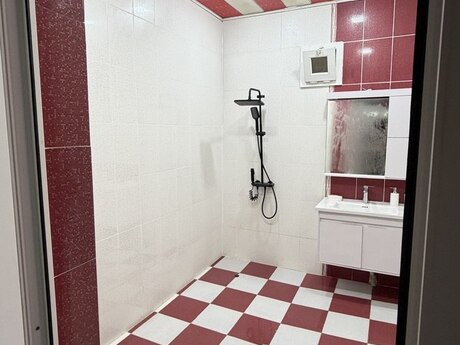 Sarayda 5 otaqlı həyət evi satılır, 160 m², 130 000 AZN, şəkil 2 / 7