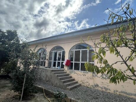 6 otaq · 300 m², Maştağa