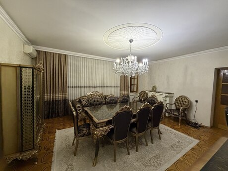 Продаётся 3-комнатная квартира в старом фонде, Nəriman Nərimanov, 91 м², 462 000 AZN, фото 5 / 12