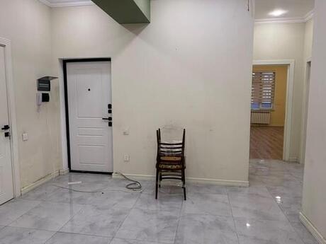 Badamdarda 3 otaqlı yeni tikili mənzil satılır, 110 m², 268 000 AZN, şəkil 4 / 12