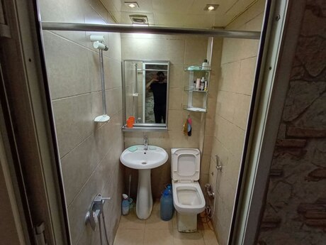 Elmlər Akademiyasında 3 otaqlı köhnə tikili mənzil kirayə verilir, 100 m², 225 AZN/ay, şəkil 3 / 8