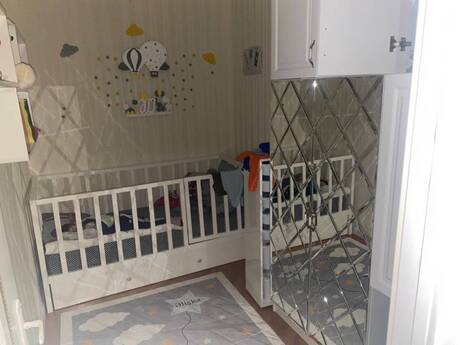 Səbaildə 3 otaqlı köhnə tikili mənzil satılır, 100 m², 288 000 AZN, şəkil 4 / 12