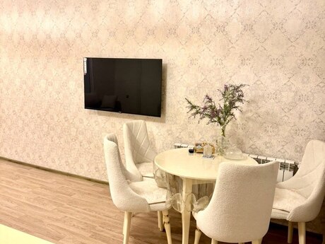 Nəriman Nərimanovda 2 otaqlı yeni tikili mənzil kirayə verilir, 75 m², 900 AZN/ay, şəkil 3 / 7