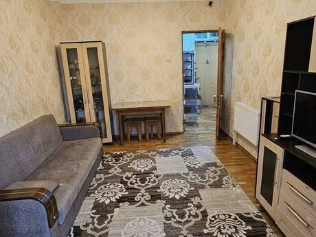 Badamdarda 2 otaqlı köhnə tikili mənzil satılır, 40 m², 99 500 AZN, şəkil 2 / 7
