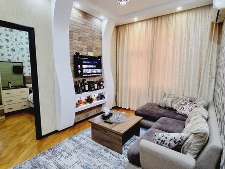 Memar Əcəmidə 2 otaqlı yeni tikili mənzil kirayə verilir, 60 m², 750 AZN/ay, şəkil 2 / 12