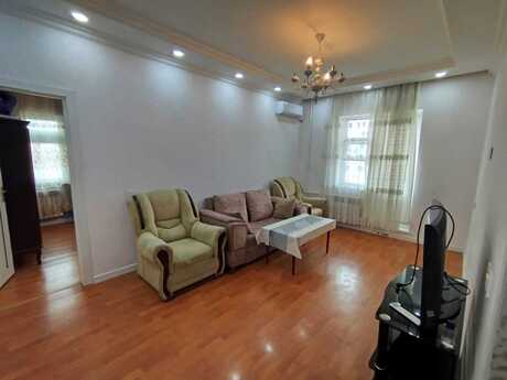İnşaatçılarda 2 otaqlı köhnə tikili mənzil satılır, 70 m², 168 000 AZN, şəkil 3 / 12