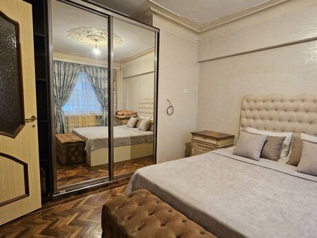 Elan №6523298 - Bakı, Şah İsmayıl Xətai m., 2 otaqlı, 70 m², 7/9 mərtəbə