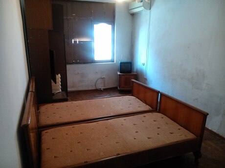 Nərimanovda 2 otaqlı köhnə tikili mənzil kirayə verilir, 55 m², 500 AZN/ay, şəkil 4 / 12