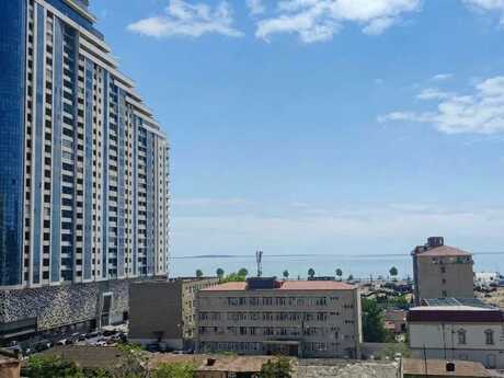 Elan №6523454 - Bakı, Şah İsmayıl Xətai m., 2 otaqlı, 71 m², 9/18 mərtəbə
