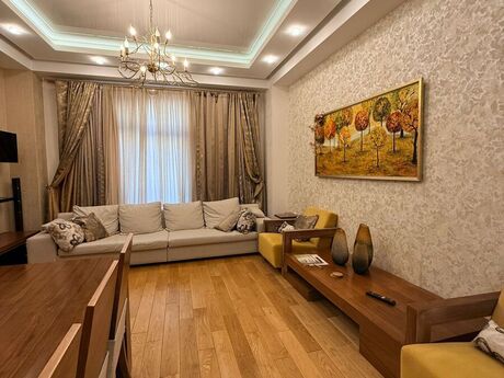 Продаётся 4-комнатная квартира в новостройке, Şah İsmayıl Xətai, 150 м², 780 000 AZN, фото 2 / 12