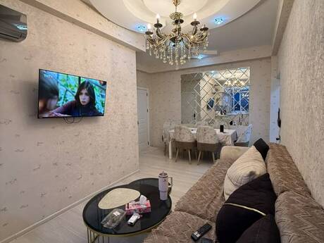 Əhmədlidə 2 otaqlı yeni tikili mənzil satılır, 55 m², 140 000 AZN, şəkil 2 / 12