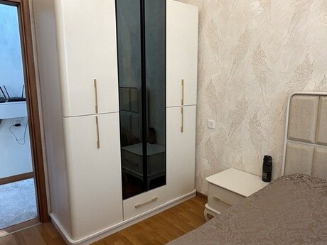 Bakıxanovda 2 otaqlı köhnə tikili mənzil satılır, 50 m², 159 500 AZN, şəkil 5 / 12