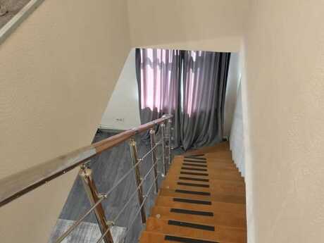 Продаётся 2-комнатная квартира в старом фонде, Sahil, 60 м², 210 000 AZN, фото 4 / 12