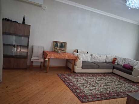 4 otaq · 200 m², Badamdar