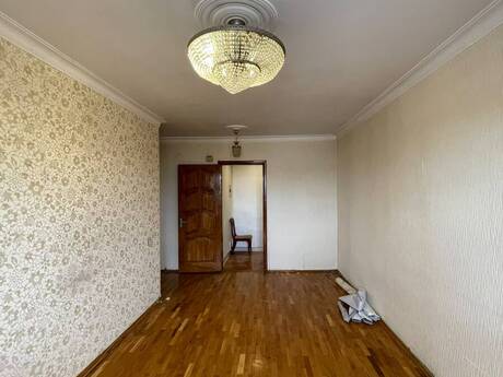Badamdarda 4 otaqlı köhnə tikili mənzil satılır, 90 m², 230 000 AZN, şəkil 3 / 12